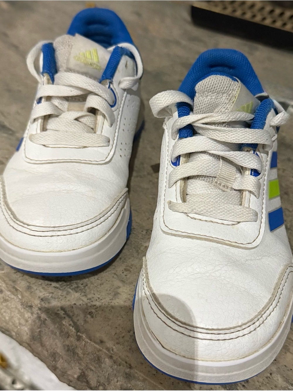 adidas White and Blue Kids Sneakers with Lime Accent